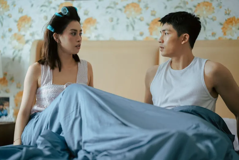 Trong lần tái xuất màn ảnh rộng này, Quốc Anh được đánh giá có sự tiến bộ rõ rệt.