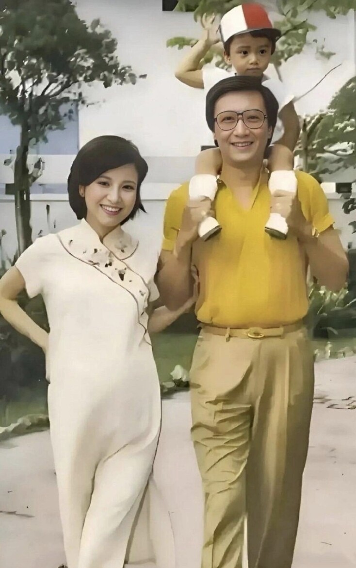 Tạ Đình Phong là kết tinh tình yêu của hai huyền thoại giới giải trí lúc bấy giờ.