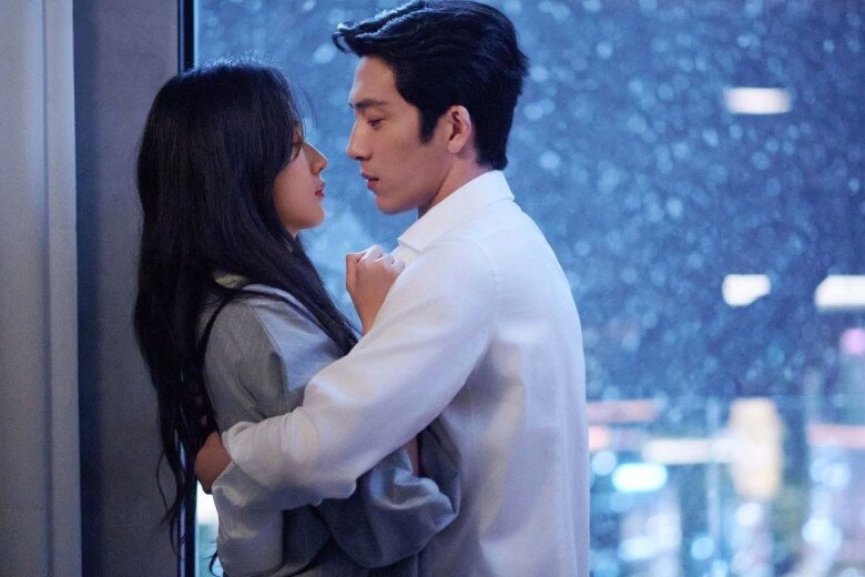 Sự kết hợp giữa Tỉnh Bách Nhiên và Tôn Thiên tạo nên phản ứng hóa học cực ngọt được khán giả bàn luận sôi nổi.