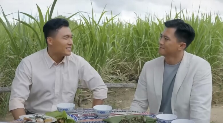 Tuấn và Phạm Minh cùng nhau tận hưởng những phút giây nghỉ ngơi hiếm hoi sau chuyên án dài ngày.
