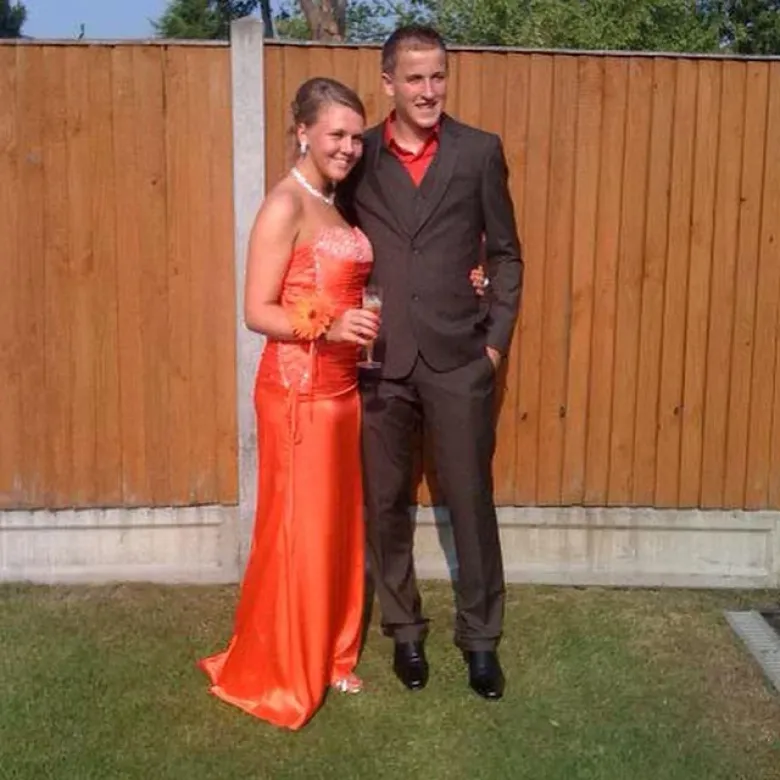 Harry và Katie chính thức hẹn hò vào năm 2012, ngay sau buổi dạ hội của trường trung học.