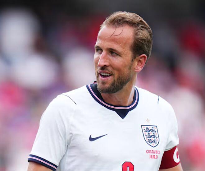 Với 121 lần khoác áo đội tuyển, Harry Kane luôn ở rất gần đỉnh cao.