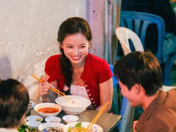 Hạ Anh học nghề nail hơn nửa tháng để đóng phim mới, nhận xét đặc biệt về Võ Tấn Phát