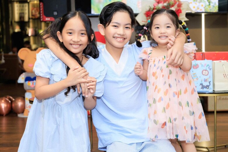 Các con của Khánh Thi và Phan Hiển yêu thương, đoàn kết với nhau.