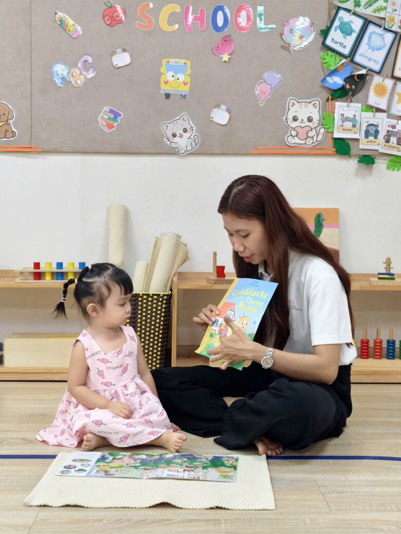 Bé Lita hiện tại đang học ở một ngôi trường quốc tế song ngữ tại TP HCM.