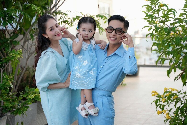 Bé Lisa được nhận xét là “bản sao” của Phan Hiển.