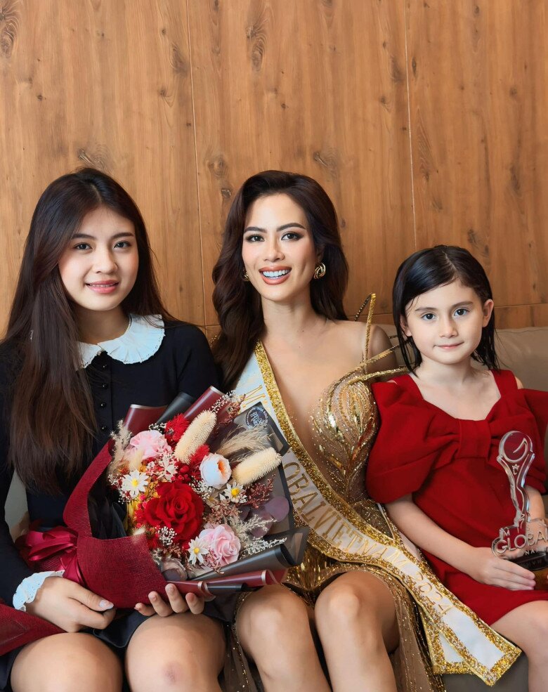 Với Như Vân, 2 con gái không chỉ là trách nhiệm mà còn là nguồn động lực để cô tiếp tục làm việc.
