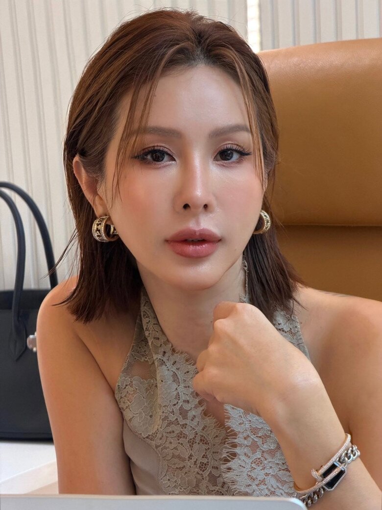 Thu Hoài có cuộc sống giàu có khiến nhiều khán giả ngưỡng mộ.