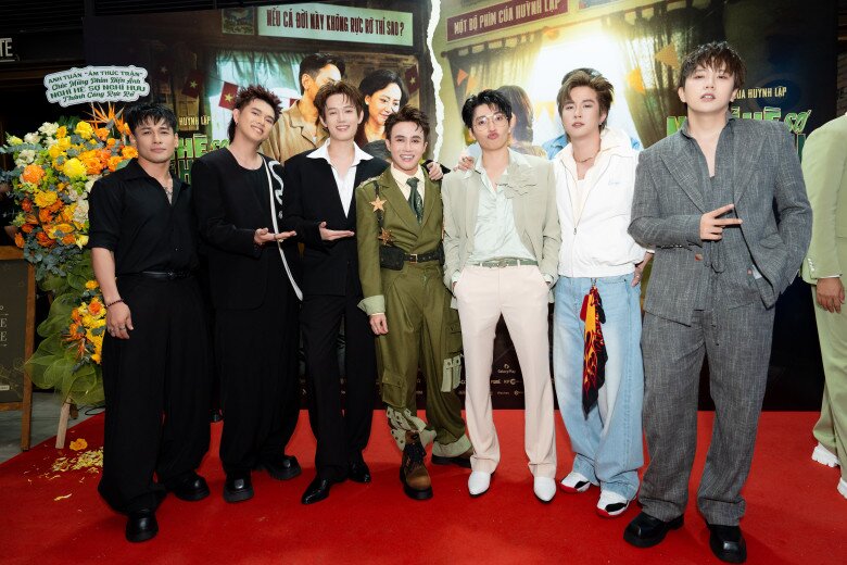 Dàn cast “Anh Trai Vượt Ngàn Chông Gai” đến ủng hộ Huỳnh Lập ra mắt phim mới.