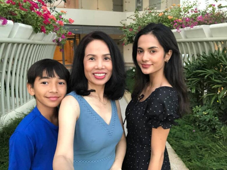 Lê Hóa có cuộc sống kín tiếng sau khoảng thời gian cống hiến cho nghệ thuật.