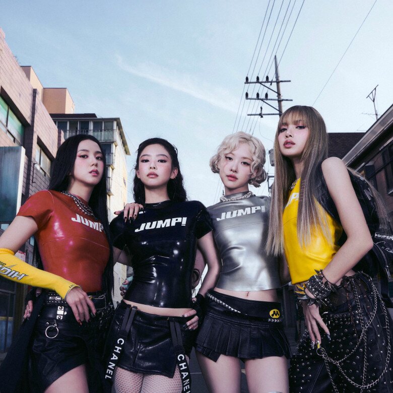 Jisoo là chị cả của nhóm nhạc nữ đình đám BLACKPINK.