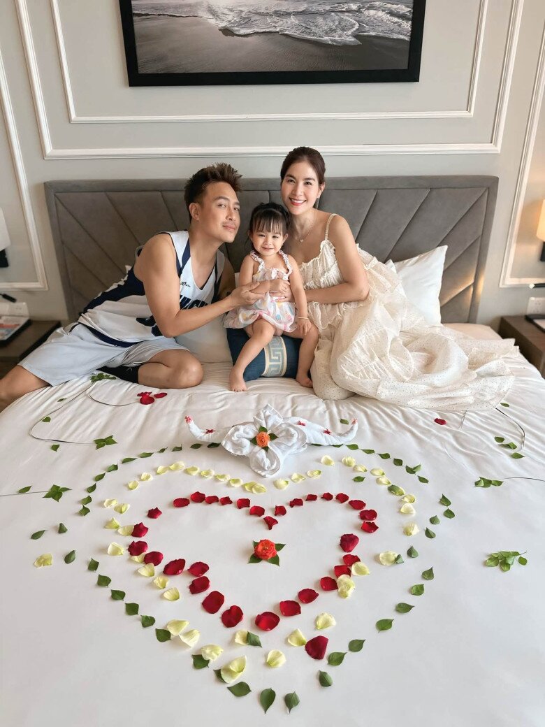 Thanh Duy và Kha Ly trải qua hành trình đầy gian nan để tìm con chung.