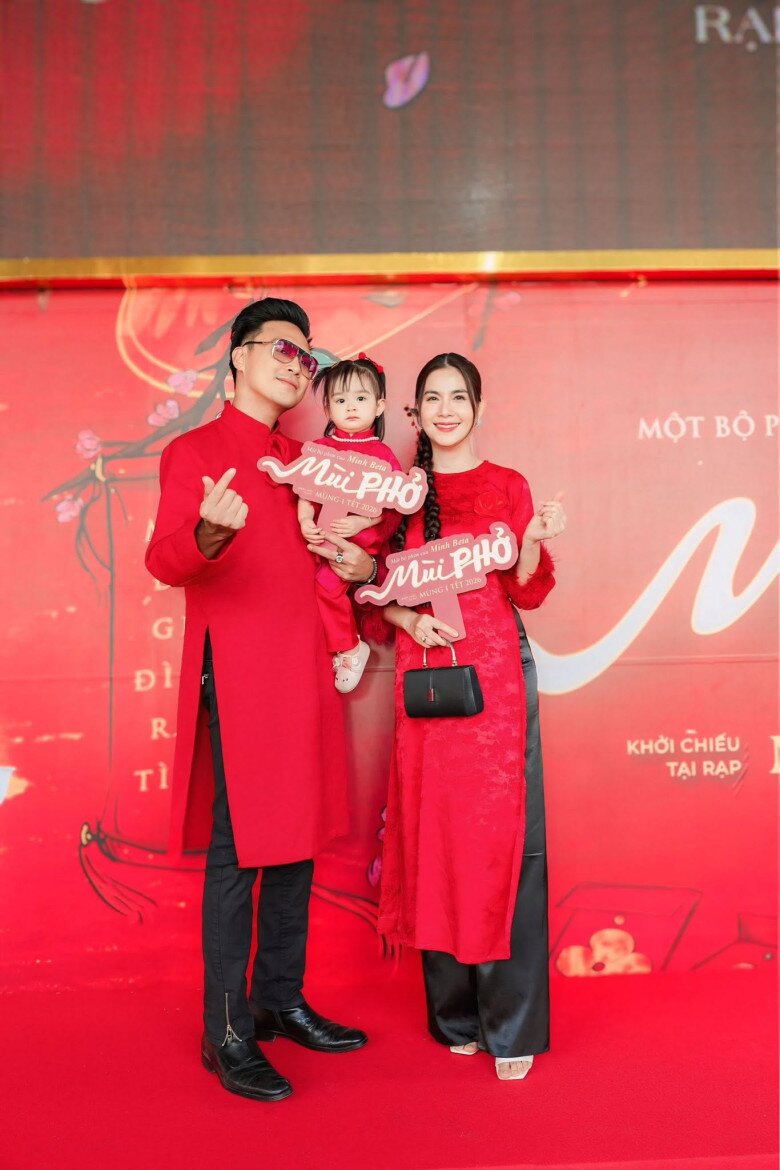 Đôi khi, vợ chồng Kha Ly và Thanh Duy đưa theo con gái tham dự sự kiện cùng.