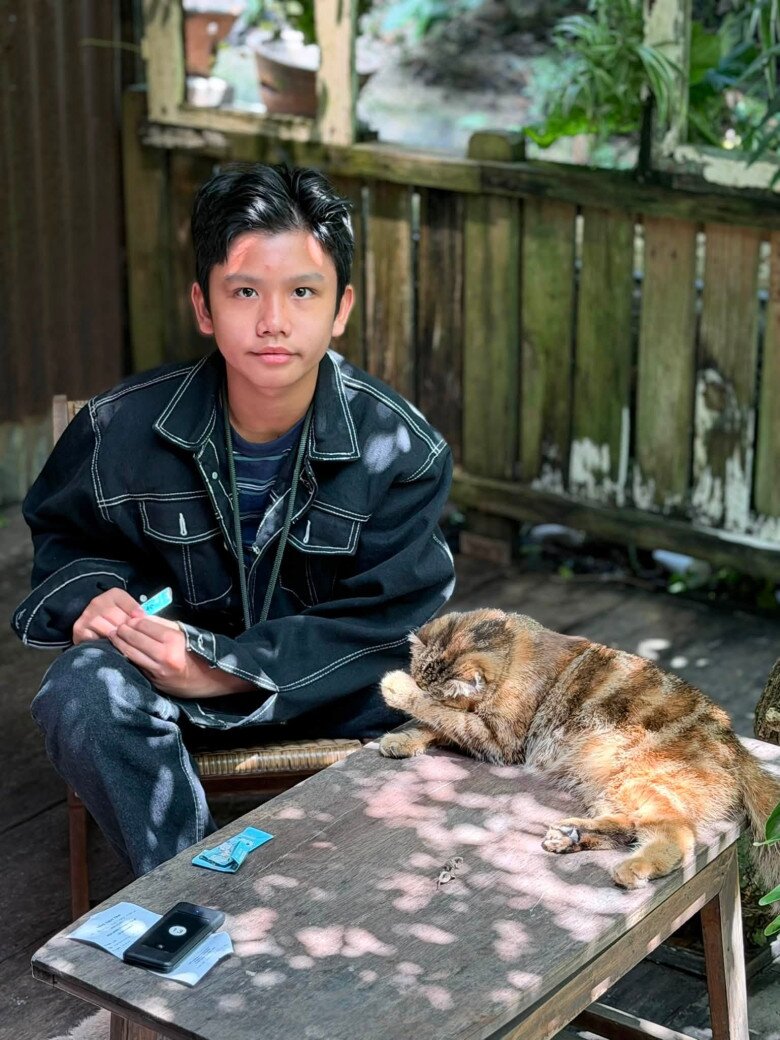 Con trai Nguyễn Văn Chung ngày càng cao lớn, ra dáng thanh niên.