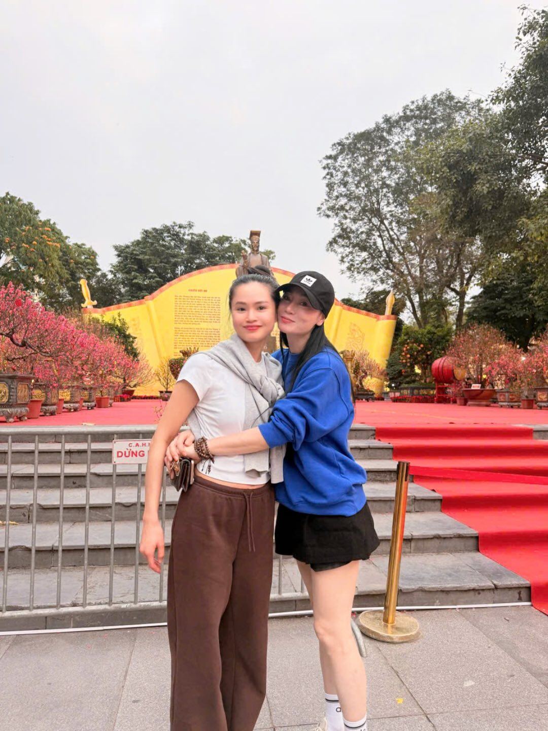Quách Thu Phương hiện làm mẹ đơn thân.