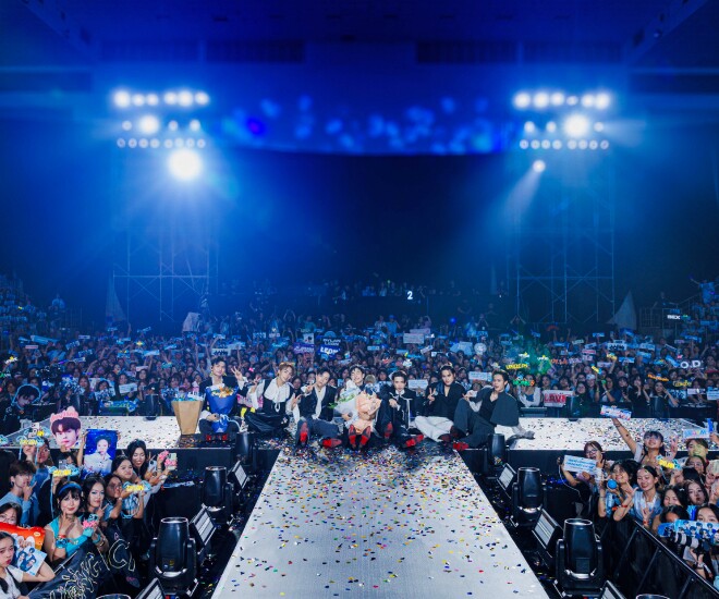 UPRIZE tổ chức thành công fan meeting đầu tiên sau màn ra mắt album “Thăng”.
