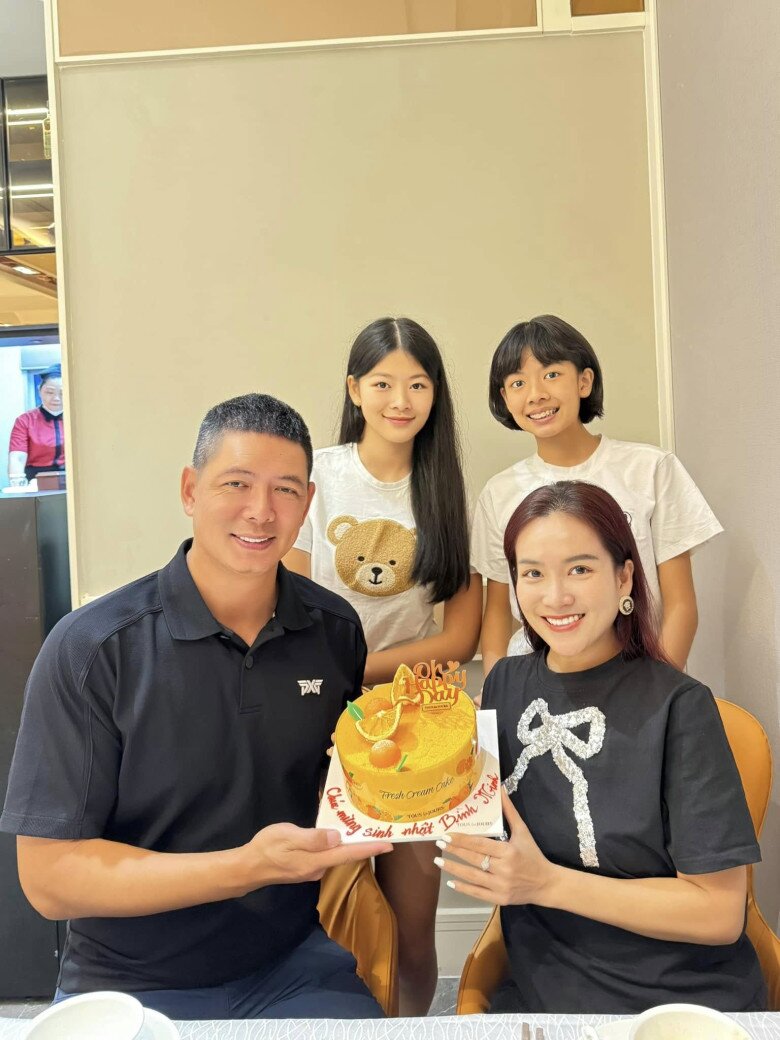 Vợ chồng Bình Minh và Anh Thơ không áp lực chuyện con cái phải “nối nghiệp bố mẹ”.