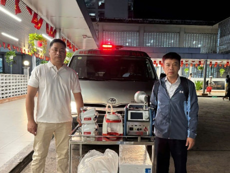 Bác sĩ BV Chợ Rẫy mang theo máy ECMO đến Phú Quốc hỗ trợ, sức khỏe hiện tại của 2 bệnh nhân ra sao?