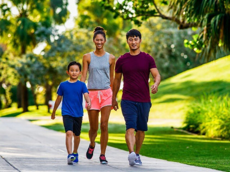 12 cách vận động vào buổi chiều phù hợp cho cả nam và nữ, giúp cải thiện thể lực và tinh thần