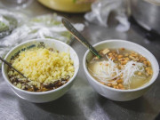 Lifestyle - 12 món chè ngon nức tiếng ở Hà Nội, du khách càng ăn càng mê, giá chỉ từ 15.000 đồng/ly