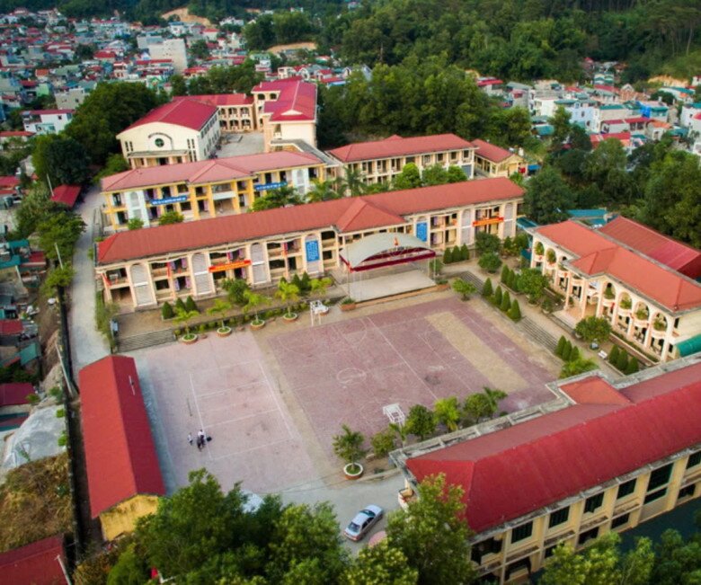 Trường THPT chuyên Lê Quý Đôn, tỉnh Điện Biên (Ảnh Fanpage nhà trường)