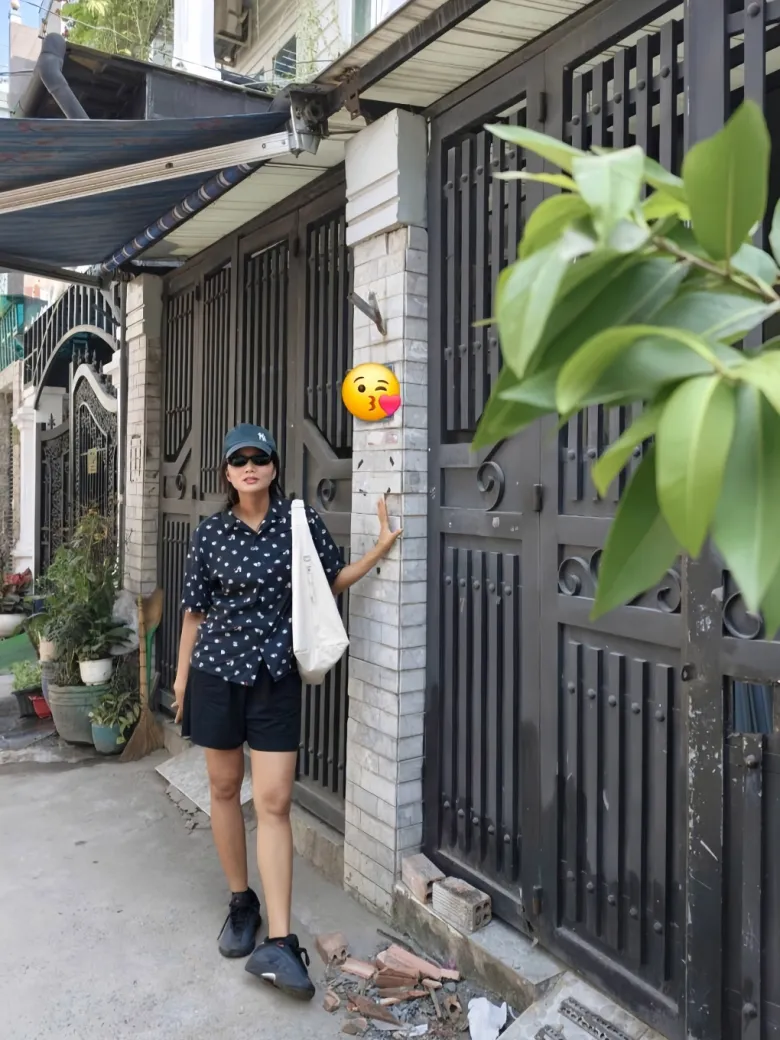 HHen Niê mua nhà mặt phố sau nhiều năm cố gắng làm việc.