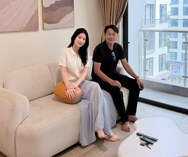 Đoàn Thiên Ân hạnh phúc khi sở hữu căn nhà đầu tiên.