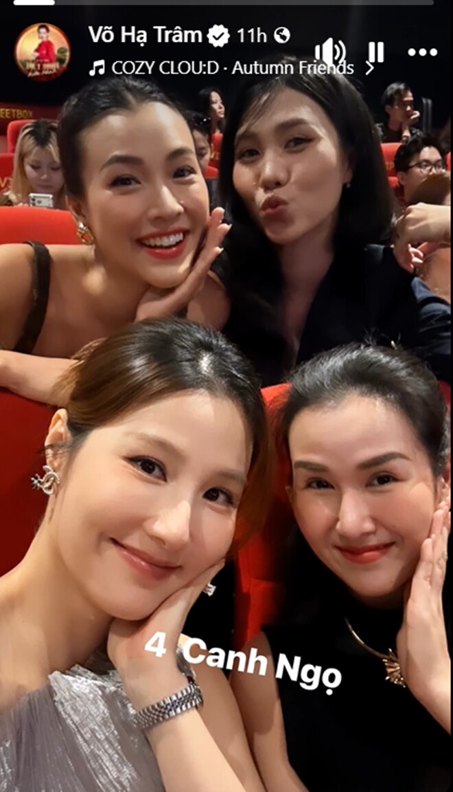 3 nữ nghệ sĩ vừa gặp nhau trong một sự kiện.