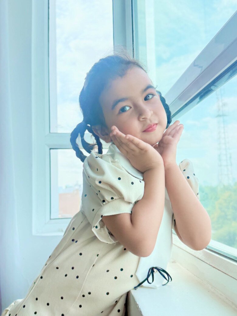 Võ Hạ Trâm tiết lộ con gái hiện điệu đà hơn mẹ.