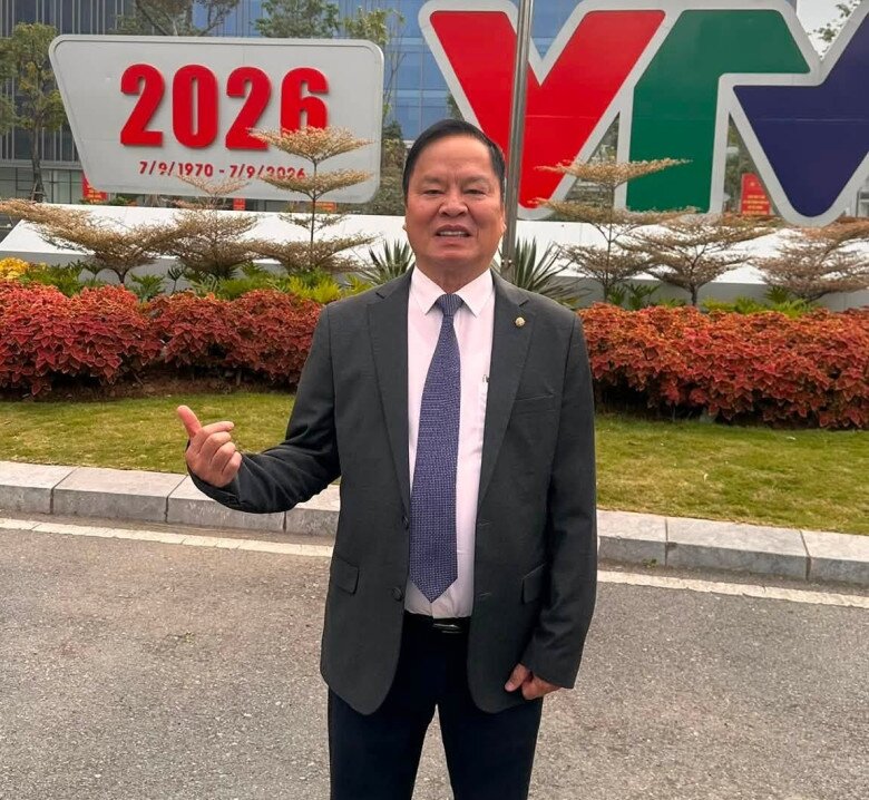 Bố chồng của Hoa hậu Ngọc Hân là nhà báo, thường được VTV mời phỏng vấn.