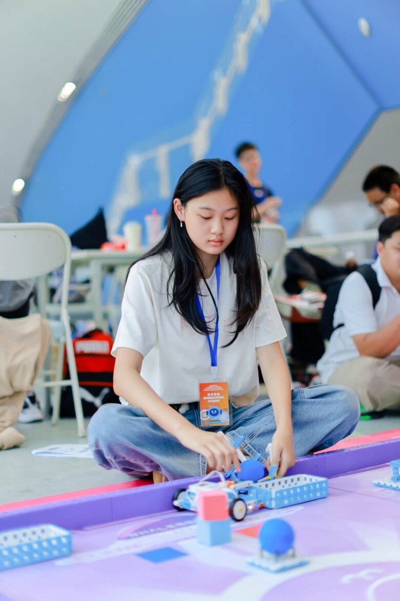 Tiểu Panda say mê tham gia các hoạt động ngoại khóa vào dịp hè.