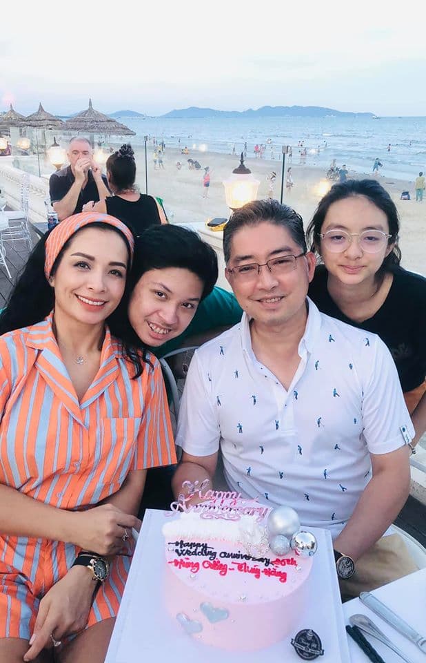 Gia đình của cựu siêu mẫu thường cùng nhau đi du lịch.