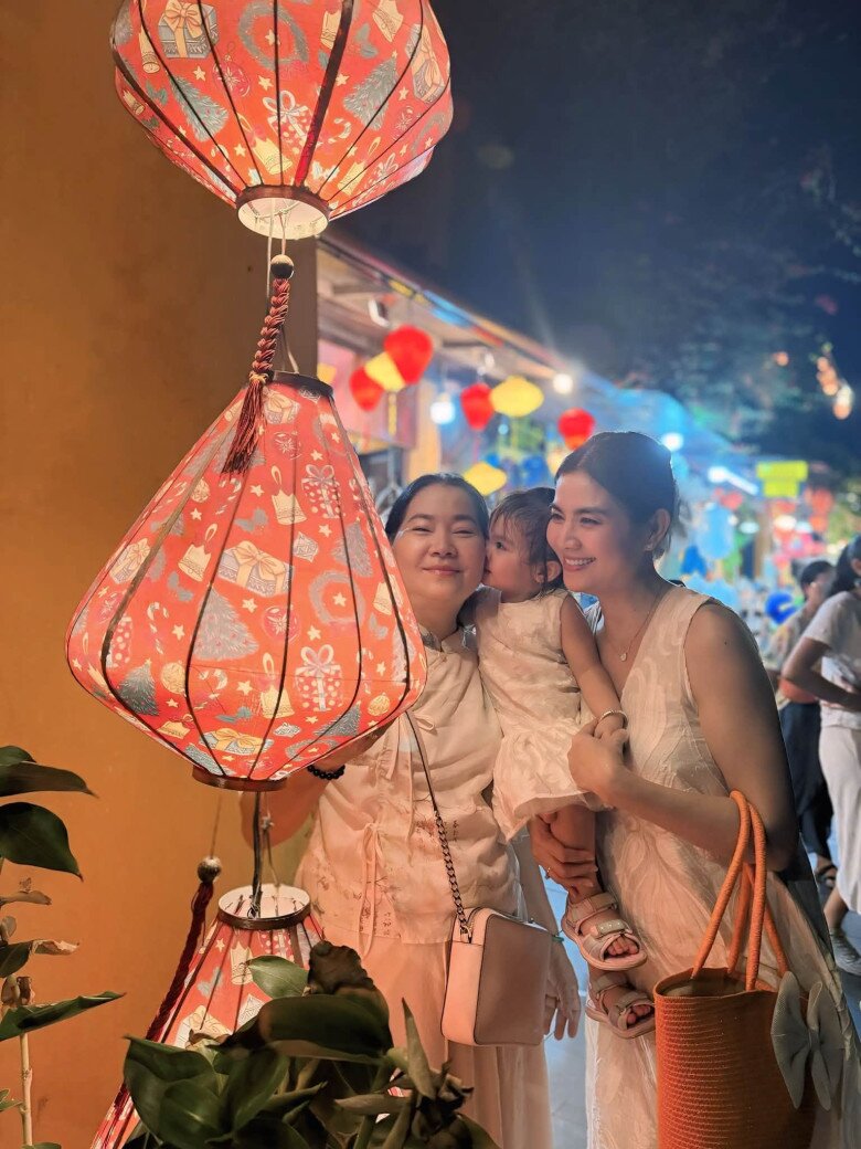 Sao Việt 24h: Jennifer Phạm bắt đầu hành trình hành hương Tây Tạng; Con gái Gia Bảo khiến bố amp;#34;đứng hìnhamp;#34; khi hỏi chuyện yêu đương - 5