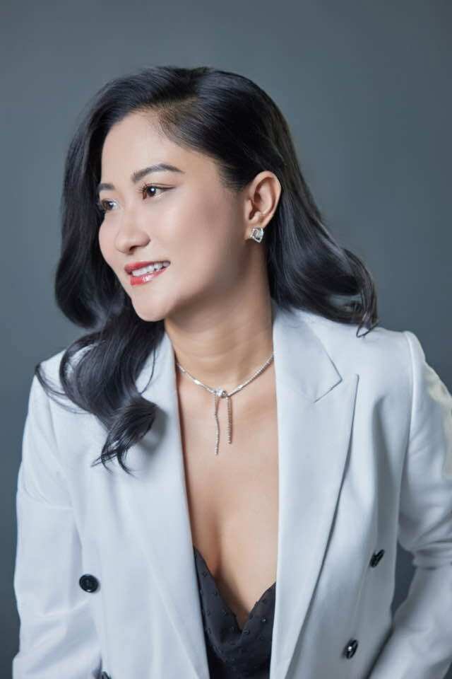 Sao Việt 24h: Mạnh Trường nghẹn ngào tiễn biệt bố bằng bức ảnh từ thuở nhỏ; Ngô Thanh Vân không thỏa hiệp khi con khóc suốt 1 tiếng - 5