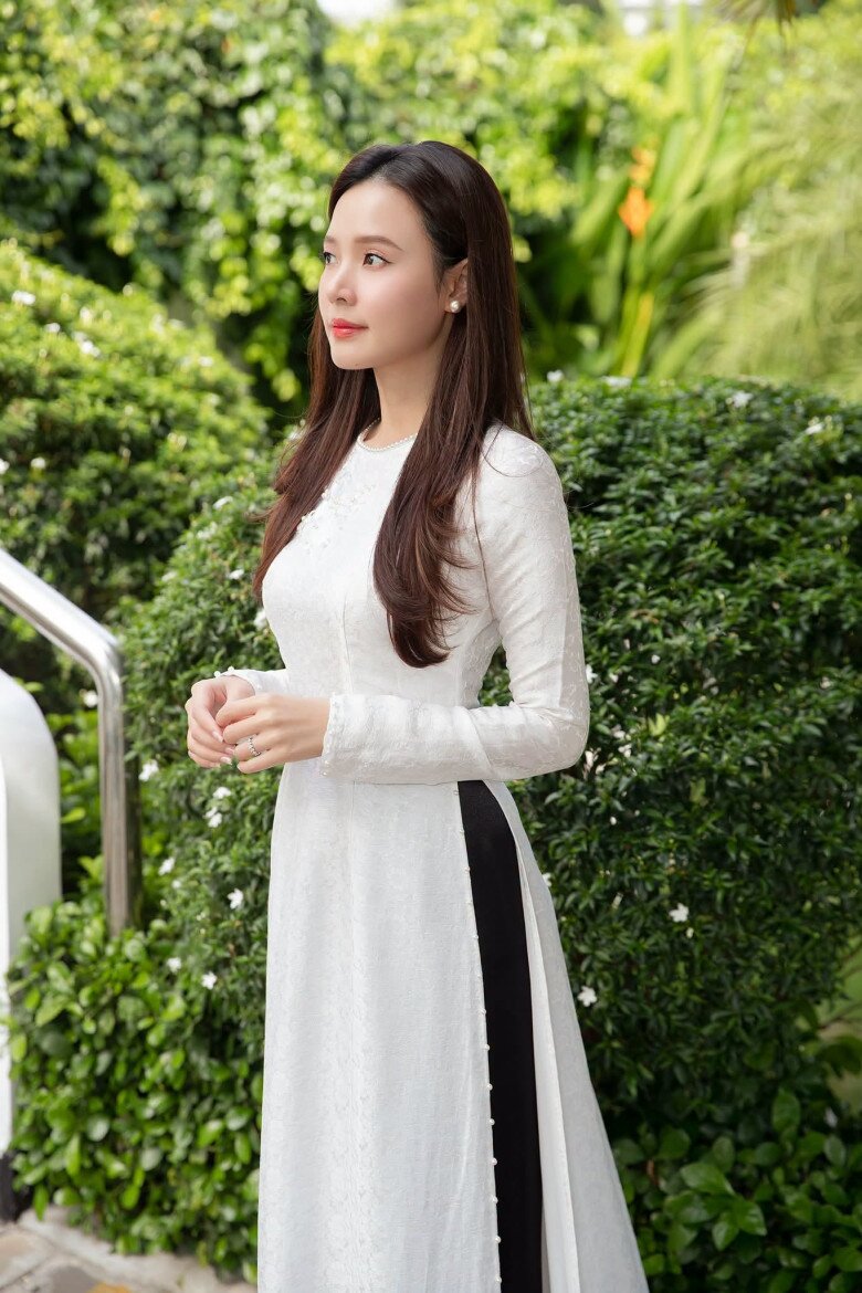 Sao Việt 24h: Thụy Vân tự hào con trai lọt Top 20 dự án khởi nghiệp; Hòa Minzy amp;#34;bất lựcamp;#34; khi dạy con làm bài tập - 6