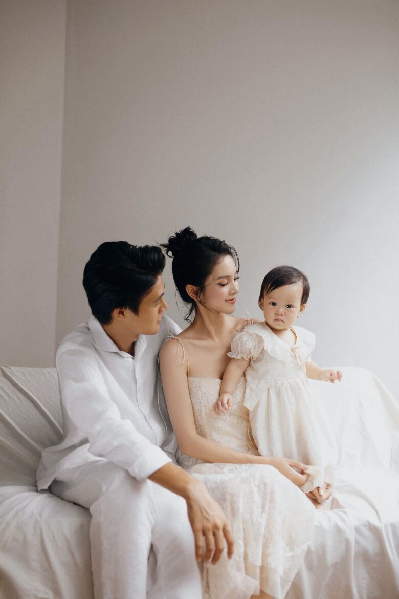 Sao Việt 24h: Trường Giang tất bật theo 2 amp;#34;siêu quậyamp;#34; đi siêu thị; Ốc Thanh Vân tiếc nuối tổ ấm từng gắn bó ở Úc - 7