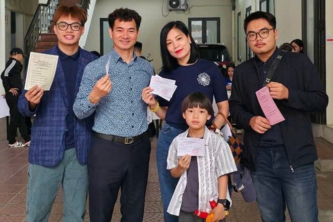 Nam nghệ sĩ có 3 quý tử.