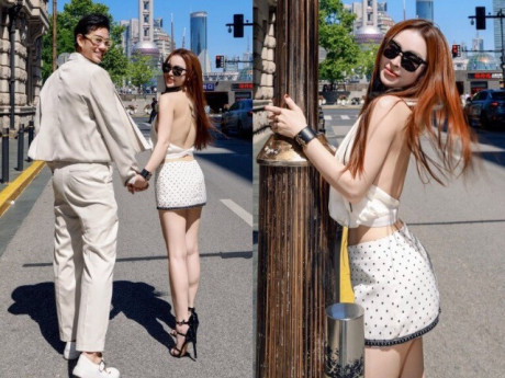 Bà bầu - Hotgirl Hà Nội đẻ con cho cựu cầu thủ cao 1m86, sau sinh khoe dáng nuột bên 2 con gái riêng xinh như hoa hậu