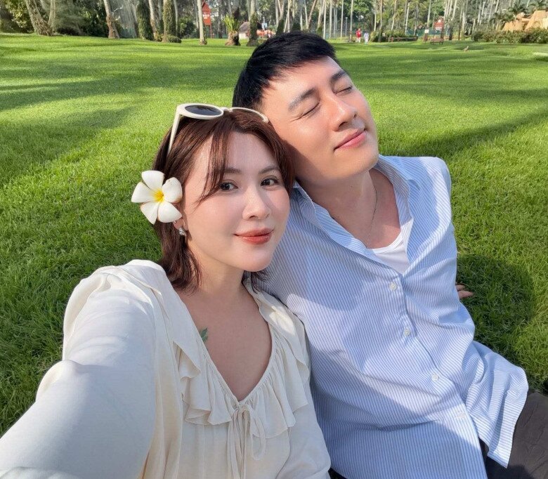 Heo Mi Nhon bên chồng hot boy, diễn viên Kiên Hoàng.