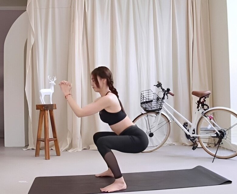 Ngọc nữ màn ảnh Việt giữ thói quen tập luyện, cùng lối sống khoa học, nhờ đó giữ được sắc vóc cực phẩm.