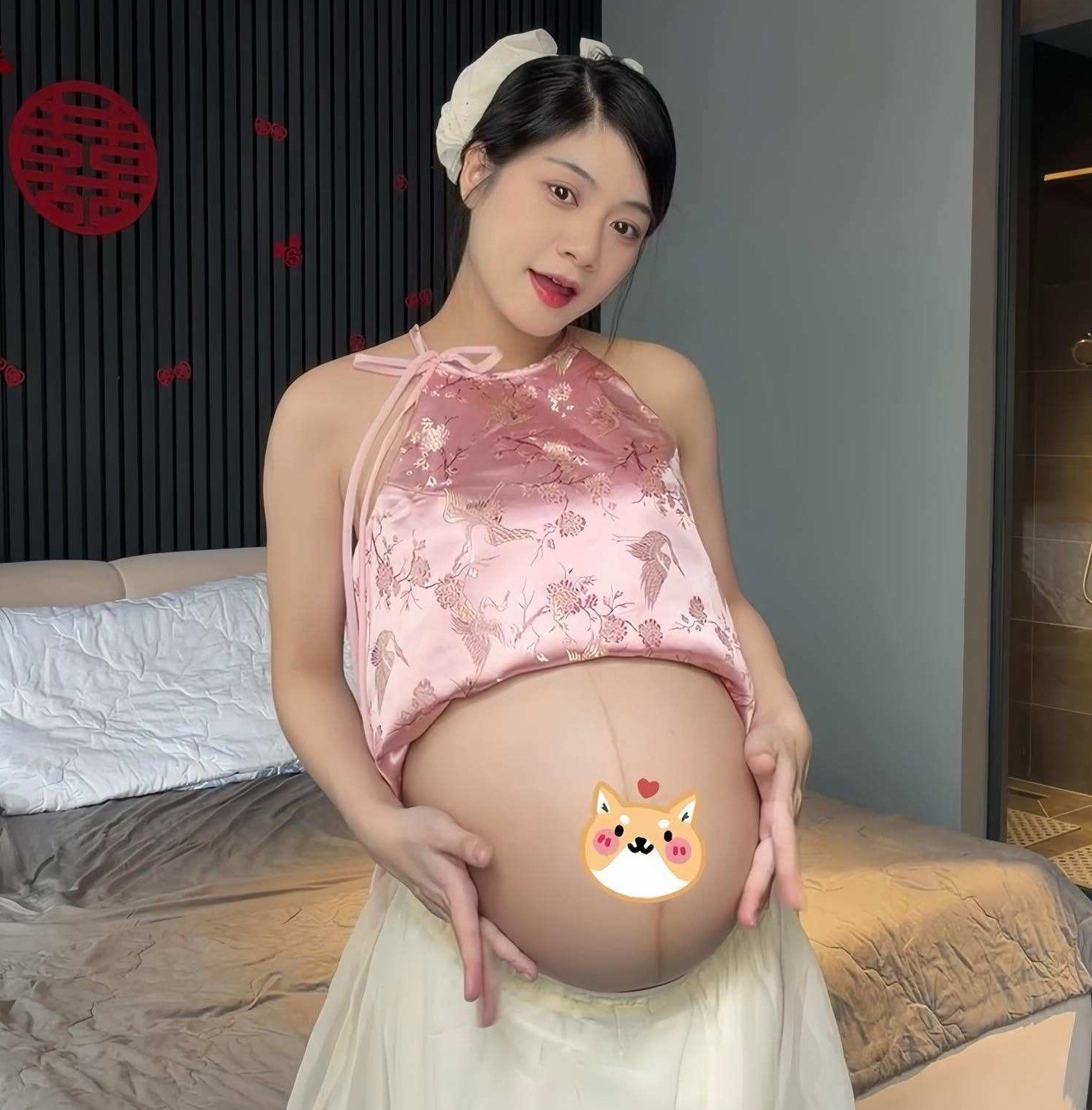 Hotgirl THPT ở TP.HCM nổi tiếng vì quá xinh, 27 tuổi sinh con được chồng chi 500 triệu cho 1 tháng ở cữ amp;#34;5 saoamp;#34; - 4