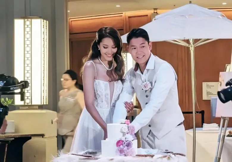 Người đẹp rời showbiz sang Canada làm giáo viên, sống sung túc bên chồng đại gia.