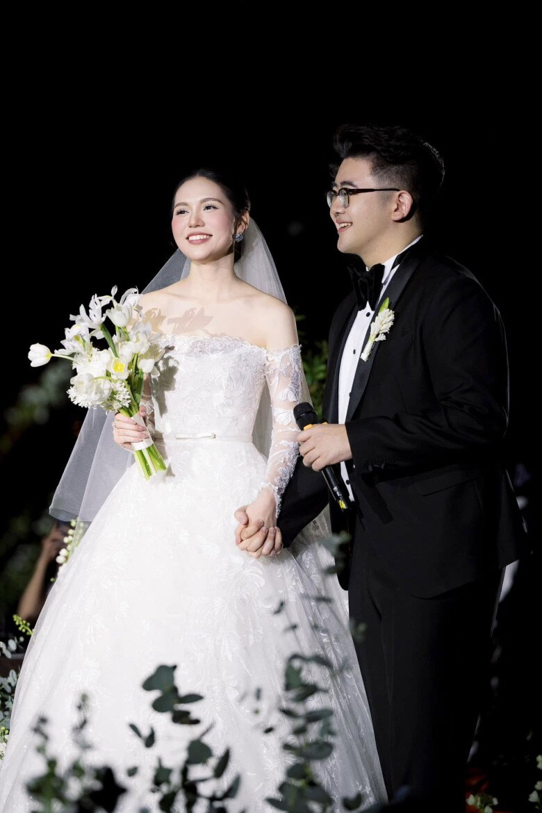 Mỹ nhân Hưng Yên cao 1m72 đăng quang Hoa hậu năm 22 tuổi, thông báo mang thai với chồng ngoài ngành sau 1 năm cưới - 2