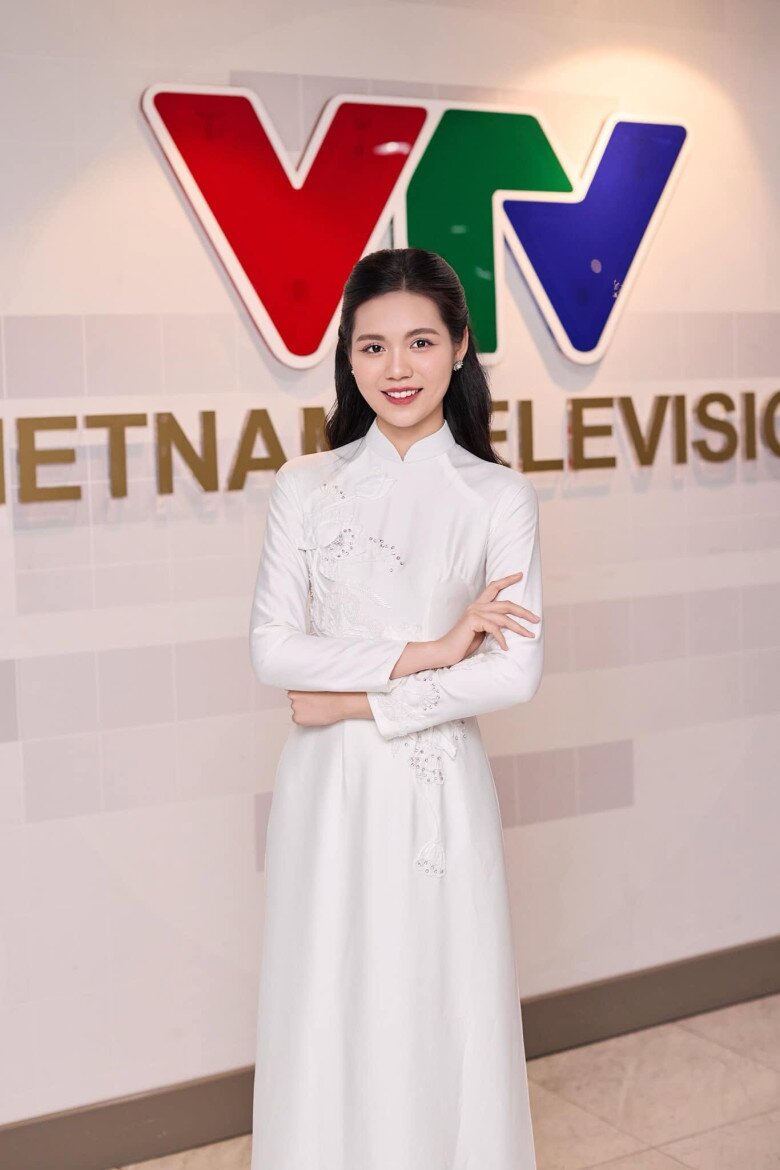 Mỹ nhân Hưng Yên cao 1m72 đăng quang Hoa hậu năm 22 tuổi, thông báo mang thai với chồng ngoài ngành sau 1 năm cưới - 11
