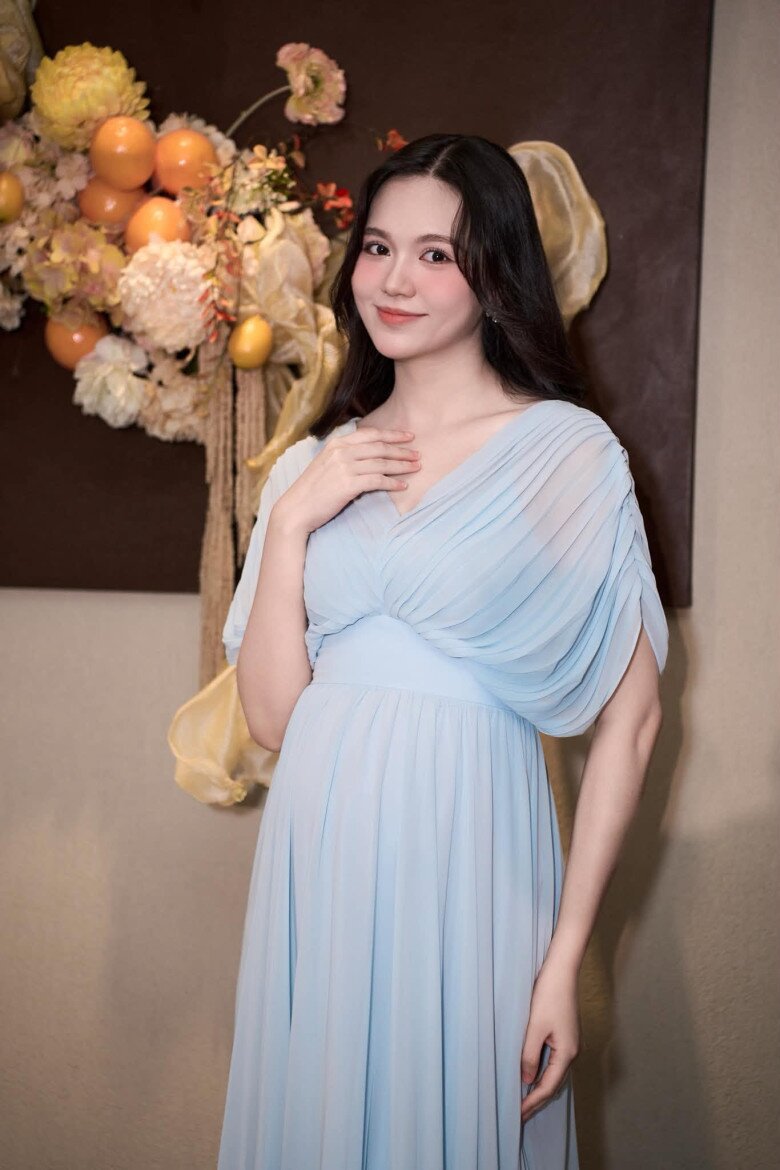 Mỹ nhân Hưng Yên cao 1m72 đăng quang Hoa hậu năm 22 tuổi, thông báo mang thai với chồng ngoài ngành sau 1 năm cưới - 4