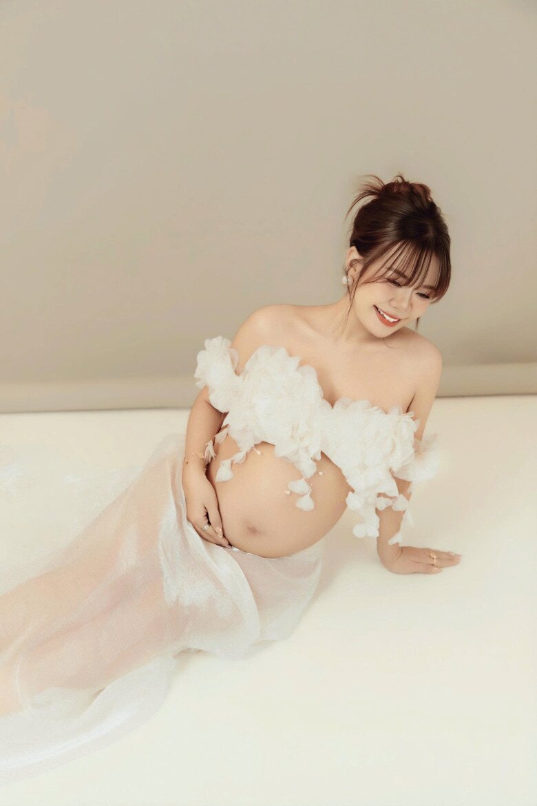 Soái ca màn ảnh Việt lấy vợ hot girl, đếm ngược ngày đón con đầu lòng sau 4 năm cưới - 6