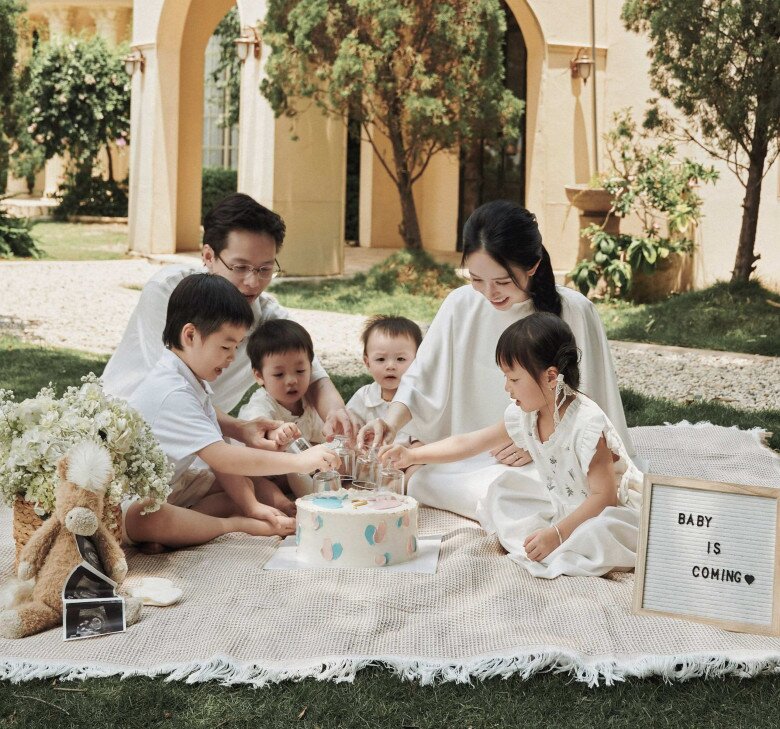 Thiếu nữ 20 tuổi ở TP.HCM xinh như hoa, về nhà chồng bằng siêu xe 80 tỷ, mang bầu 5 lần được khen amp;#34;càng đẻ càng đẹpamp;#34; - 6