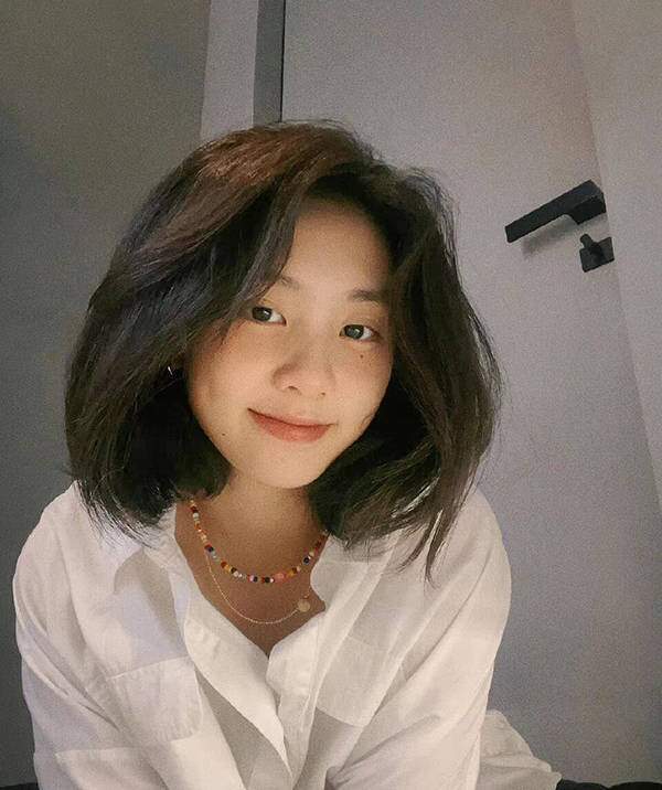 Hot girl nhí xinh nhất amp;#34;Bố ơi mình đi đâu thế?amp;#34; tuổi dậy thì đẹp như tranh, là du học sinh Mỹ rất giỏi - 12