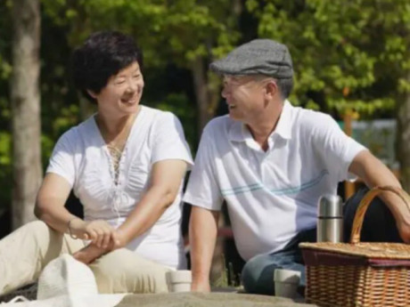 Yêu con - Về già tôi mới thấm thía: Nuôi con không thể nương tựa tuổi già, sống trong viện dưỡng lão vẫn sướng nhất