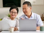 Yêu con - Khi nghỉ hưu, tôi không "giả nghèo" mà quản lý tiền theo cách này là an toàn, vừa giữ được cho mình mà con cái cũng nể